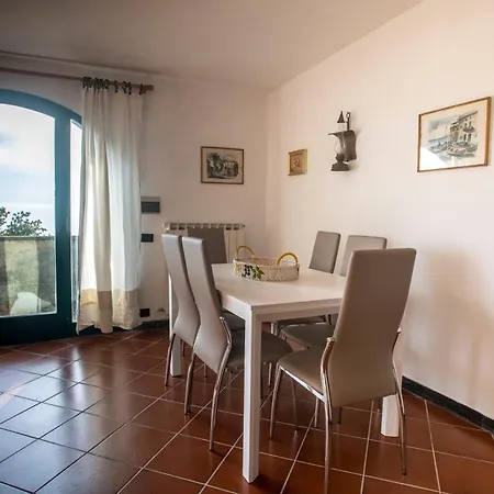 Apartment 079c - La Storica Il Vigneto 45a, 7 Minuti Dal Mare - Parcheggio Privato Gratis